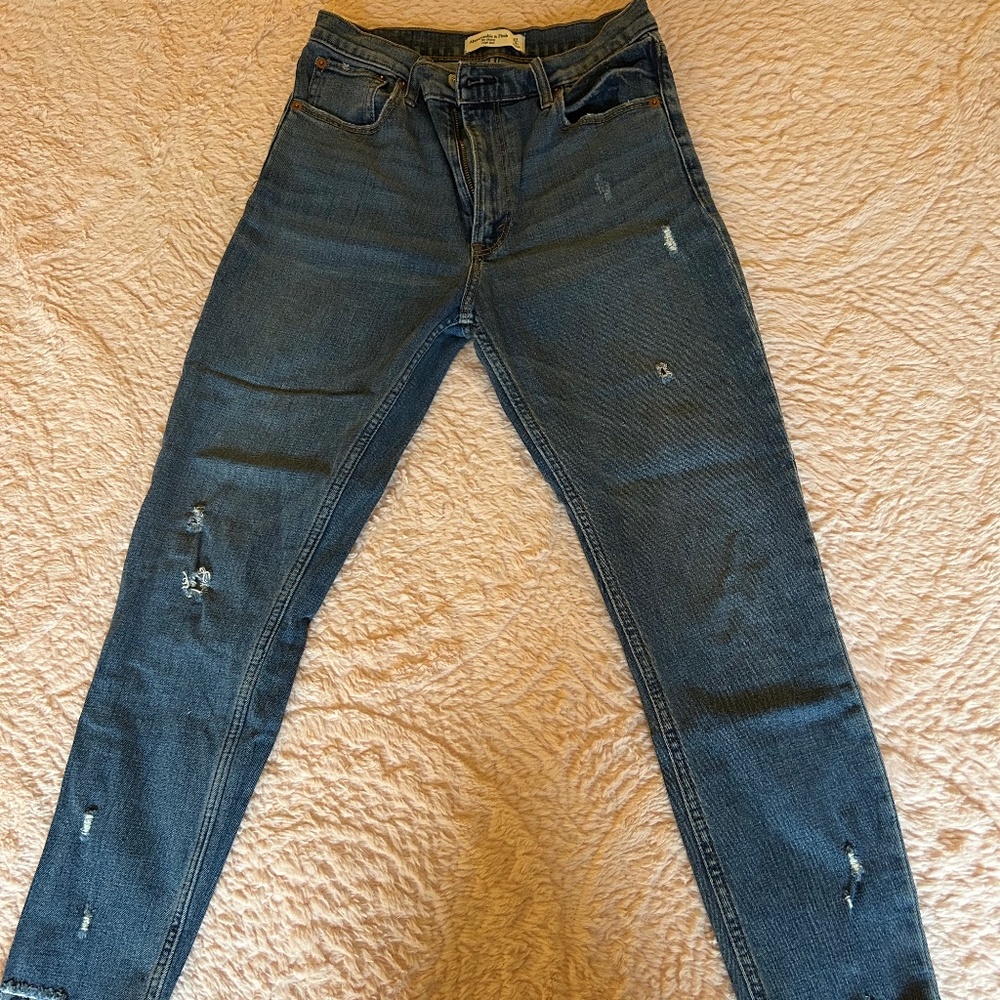 Abercrombie and Fitch Jeans 27/4